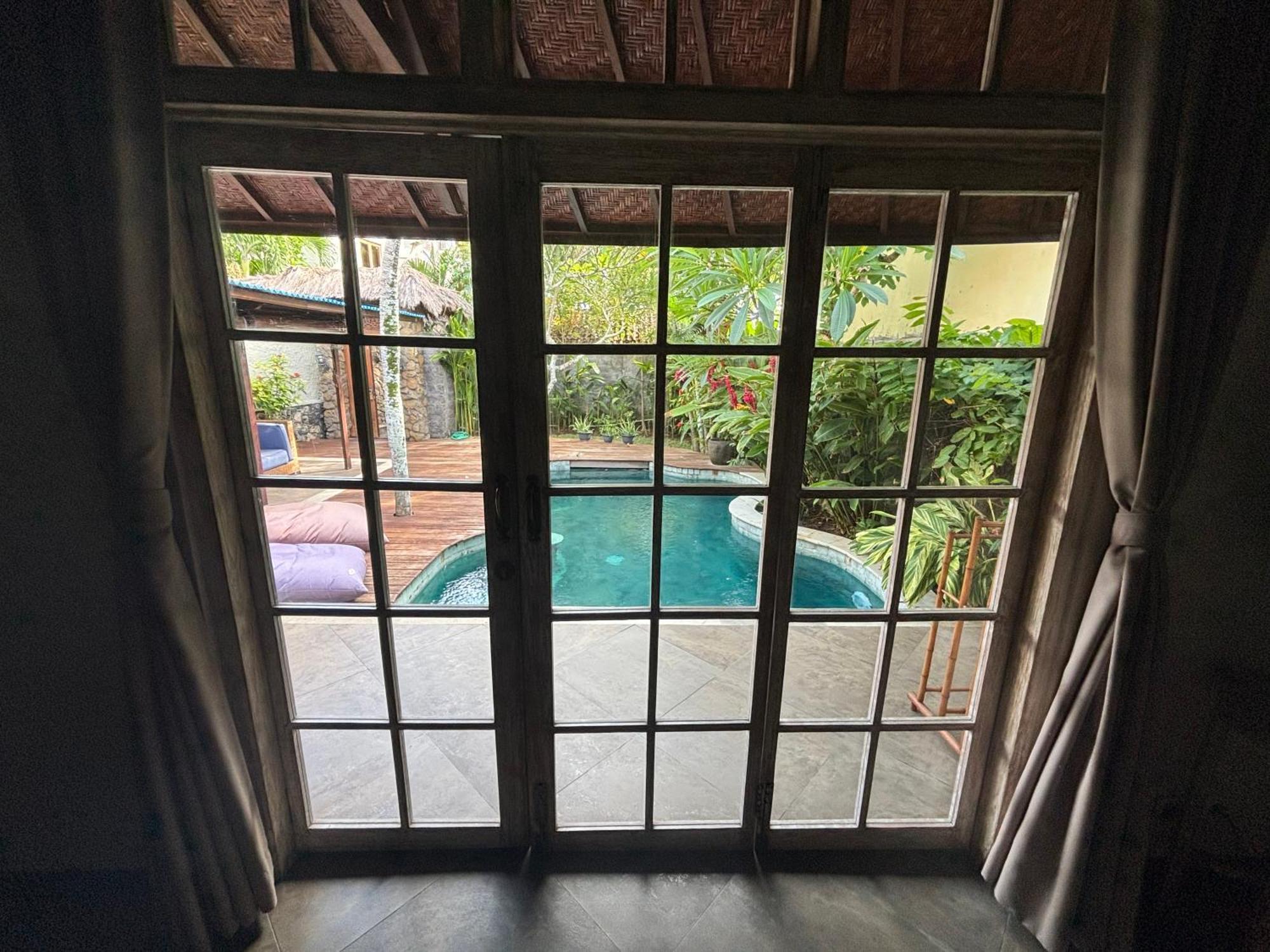 Breezy Point Villas Nusa Dua  Exterior photo